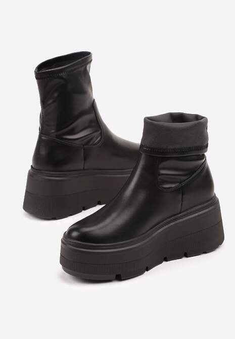 Czarne Botki Vices w Stylu Tech Gothic na Platformie Niorna 7