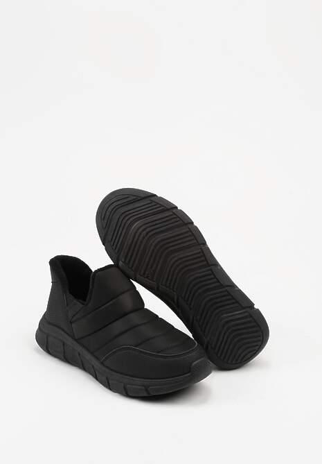 Czarne Sneakersy na Platformie z Tłoczeniem i Pikowaną Cholewką Vermina 7