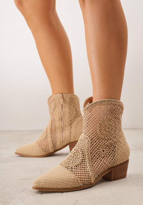 Ciemnobeżowe Botki Kowbojki VICES na Niskim Stożku z Ażurową Cholewką Azinessa