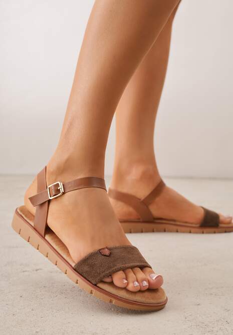 Jasnobrązowe Sandały VICES w Stylu Basic z Paskiem z Klamerką Loretha