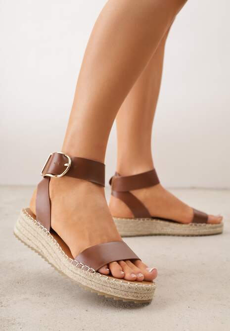 Brązowe Sandały VICES na Plecionej Grubej Podeszwie z Paskiem Wokół Kostki Casilla