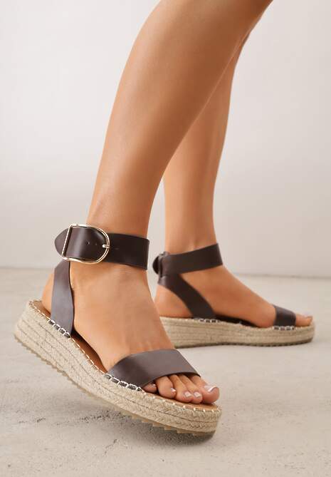 Ciemnobrązowe Sandały VICES na Plecionej Grubej Podeszwie z Paskiem Wokół Kostki Casilla