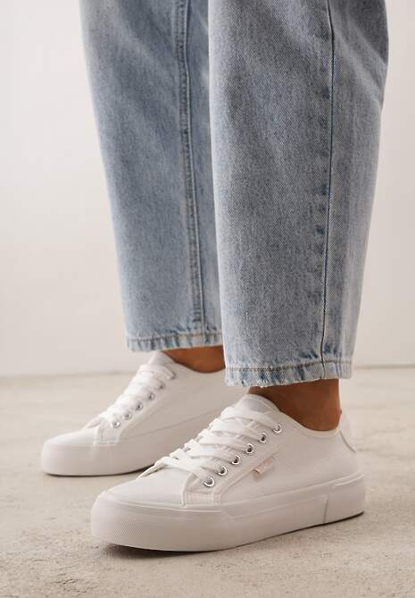 Białe Trampki VICES z Napisem Rioselle