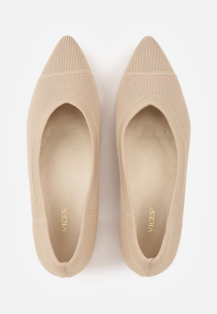 Ciemnobeżowe Czółenka VICES na Geometrycznym Słupku Daphilane 6