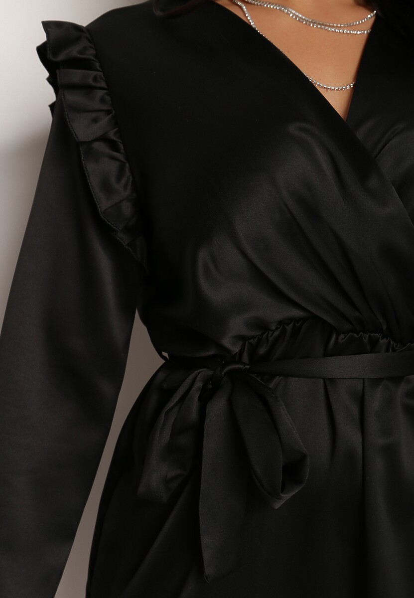 Czarna Sukienka Satynowa Moregale