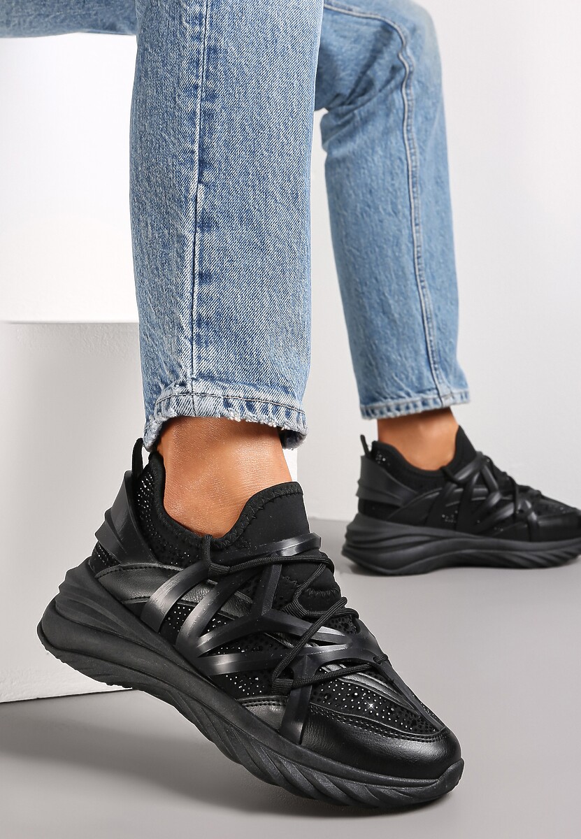 Sneakers Negri cu Pietre Strălucitoare pe Talpă Embosată cu Șiret Elastic Thecia 1