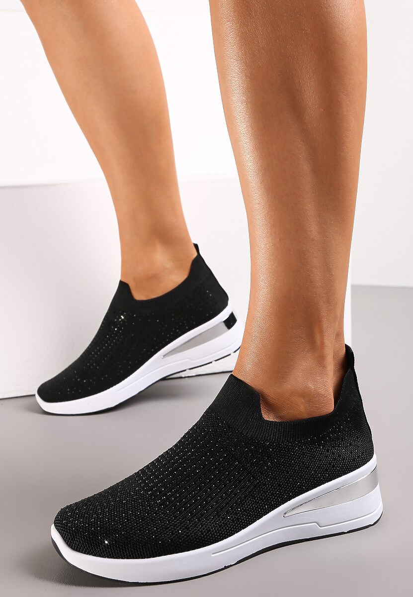 Czarne Wsuwane Sneakersy na Niskim Koturnie Zdobione Cyrkoniami Taslah 1