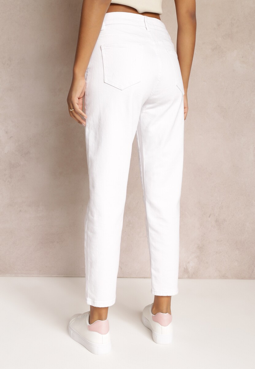 Białe Jeansy Mom Fit High Waist z Dziurami Daisylee 3