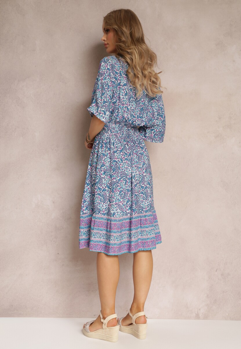 Niebieska Rozkloszowana Sukienka z Wiskozy i Wzorem Paisley Anneka w