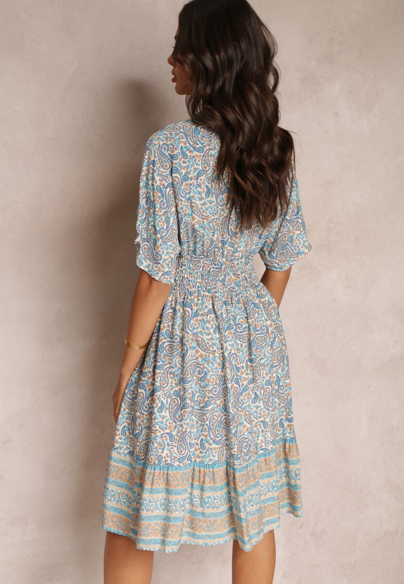 Jasnoniebieska Rozkloszowana Sukienka z Wiskozy i Wzorem Paisley Anneka