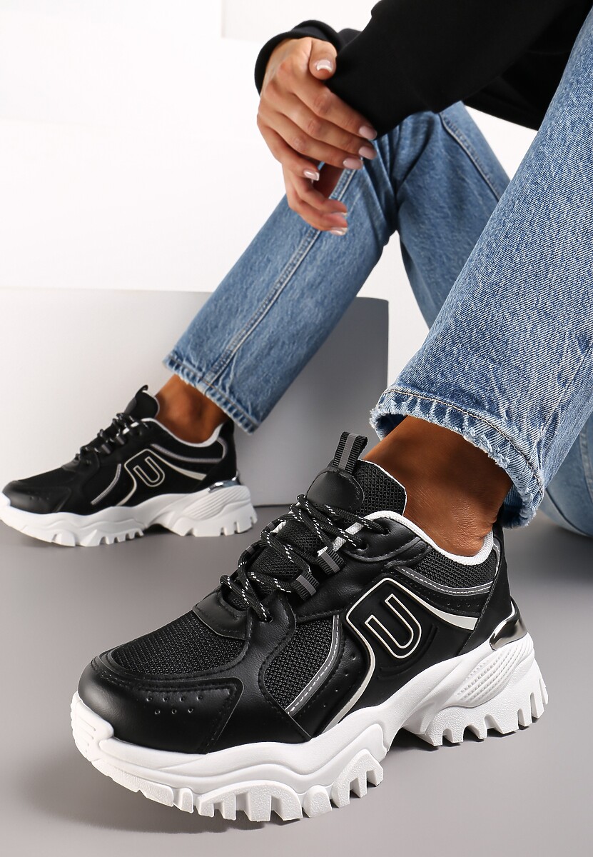 Sneakerși Negri Platforma Talpă Groasă Inserții Colorate Ornament Metalic Paussa 2
