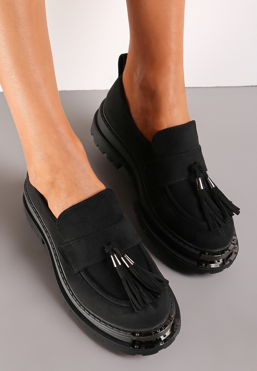 Czarne Mokasyny na Platformie Ozdobione Chwostami Abelit 2