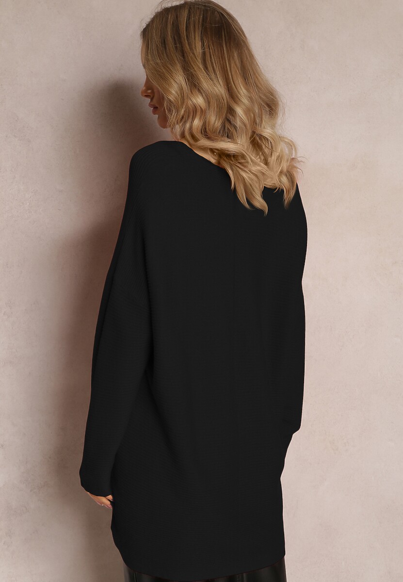 Czarny Luźny Sweter z Trójkątnym Dekoltem i Rękawami w Typie Nietoperz Oklenna 3