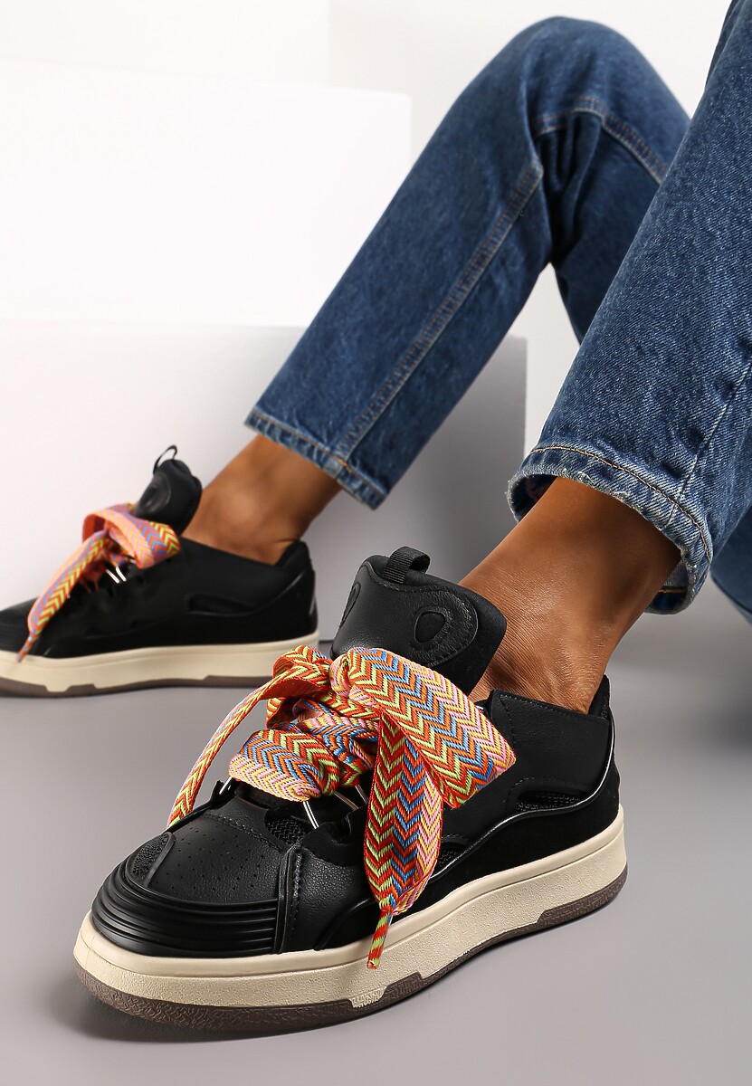 Sneakerși Negri cu Șiret Decorativ și Inserție pe Limbă Cristen 1