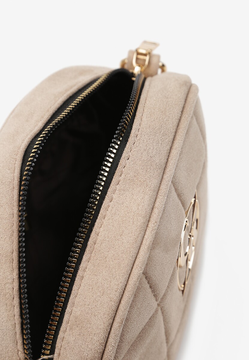 Ciemnobeżowa Torebka z Ekozamszu z Kwaratowym Pikowaniem i Regulowanym Paskiem Karasi 3