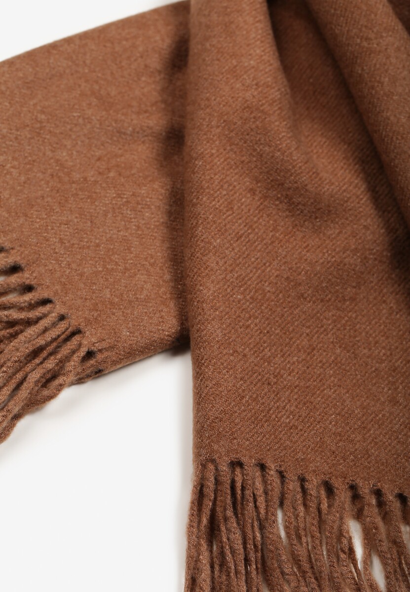 Brązowy Szalik Wykończony Frędzlami z Tkaniny Valleria 2