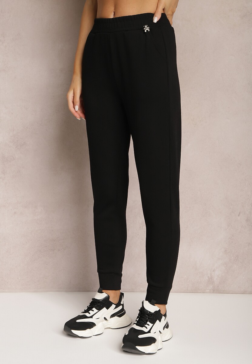 Pantaloni negri din bumbac cu elastic în talie Artizin 1