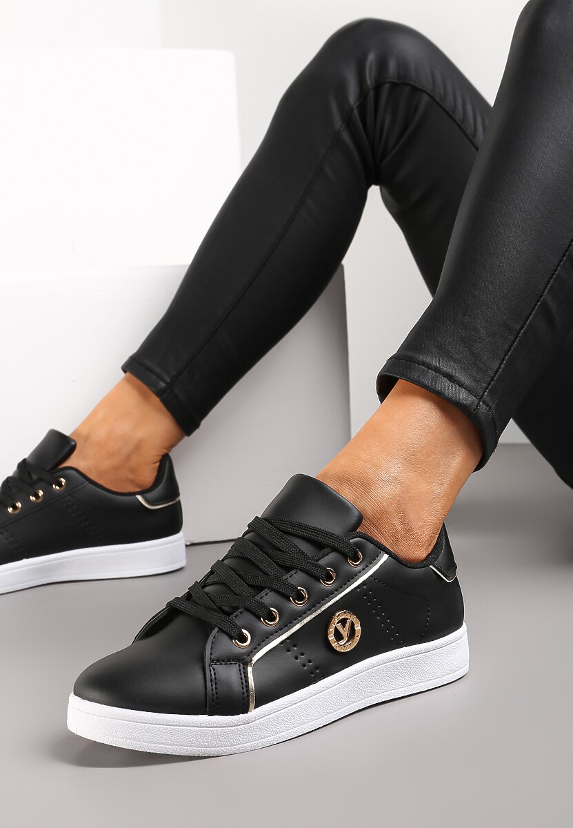 Sneakerși negri din imitație de piele cu petic și cusături decorative Variantia 1