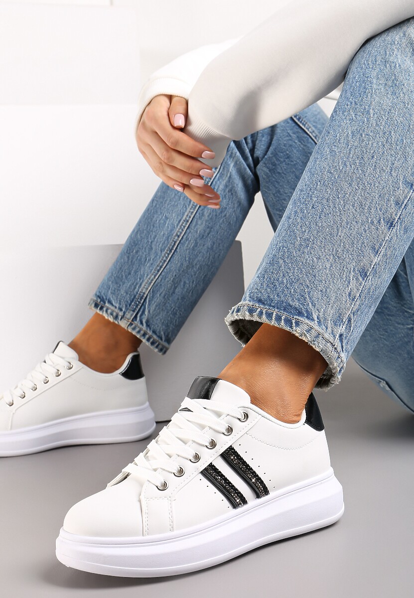 Sneakerși Alb-Negri Înnălțați cu Șiret din Imitatie de Piele Decorați cu Barete cu Pietre Strass Isolinna 2