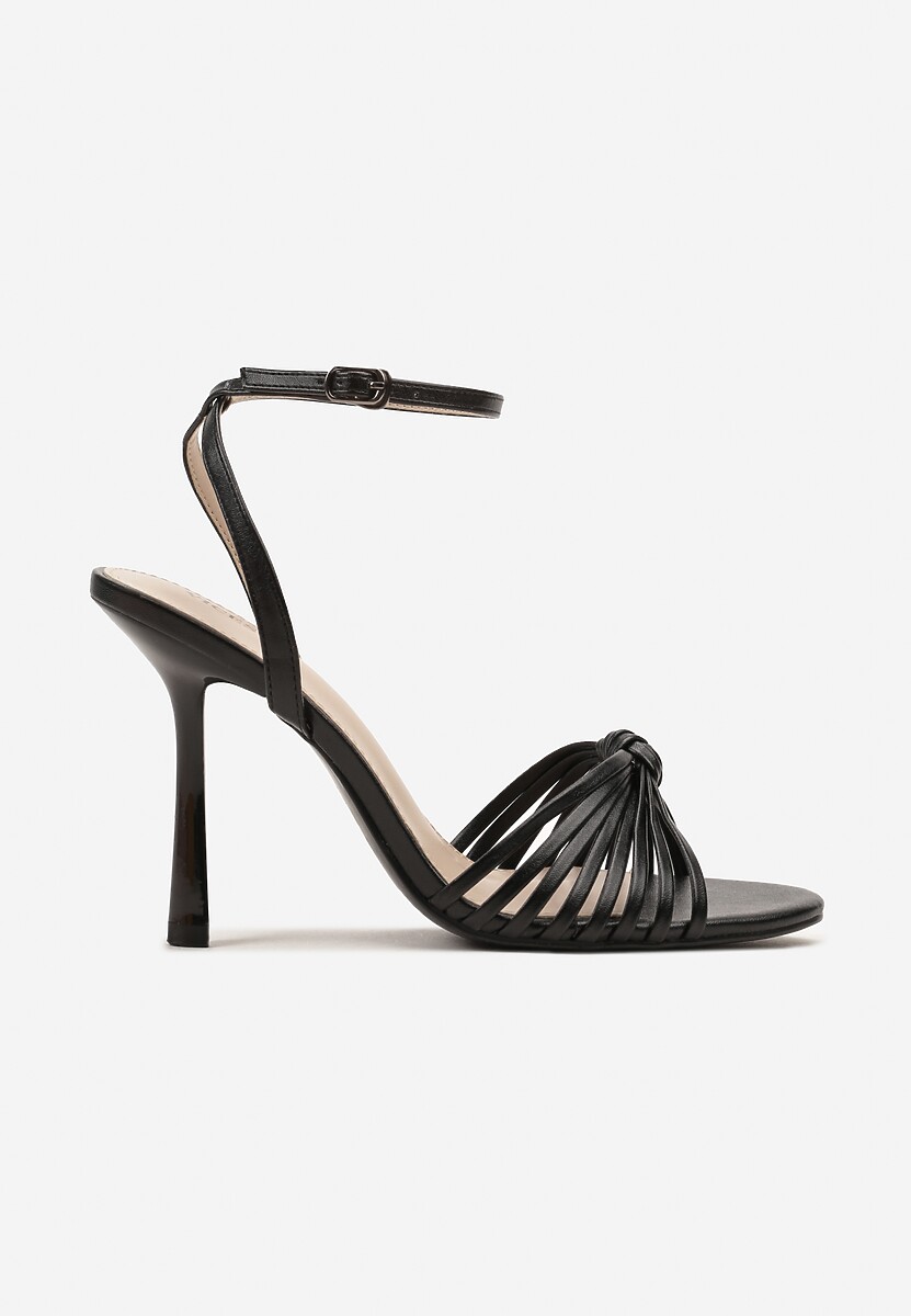 Czarne Sandały na Szpilce z Cienkimi Paseczkami z Supełkiem
