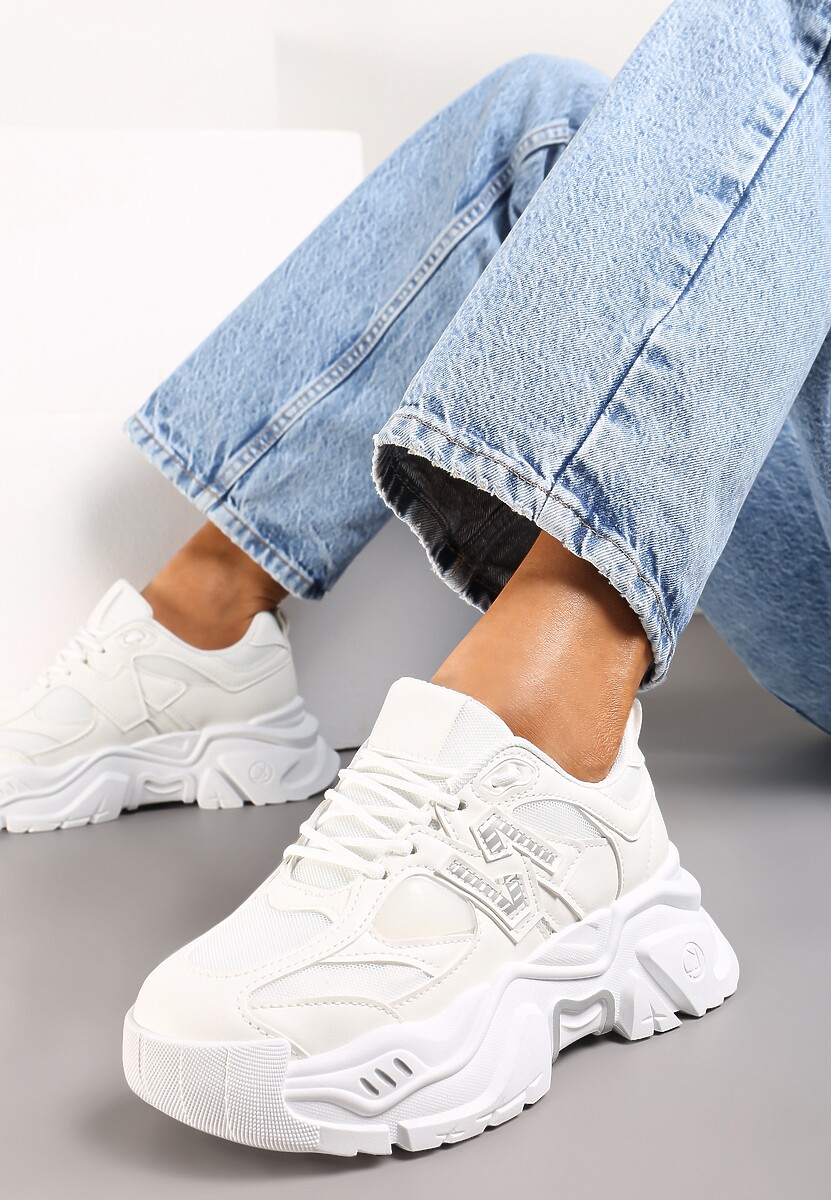 Sneakerși Albi pe Platformă Decorați cu Aplicatie Nivaler 2