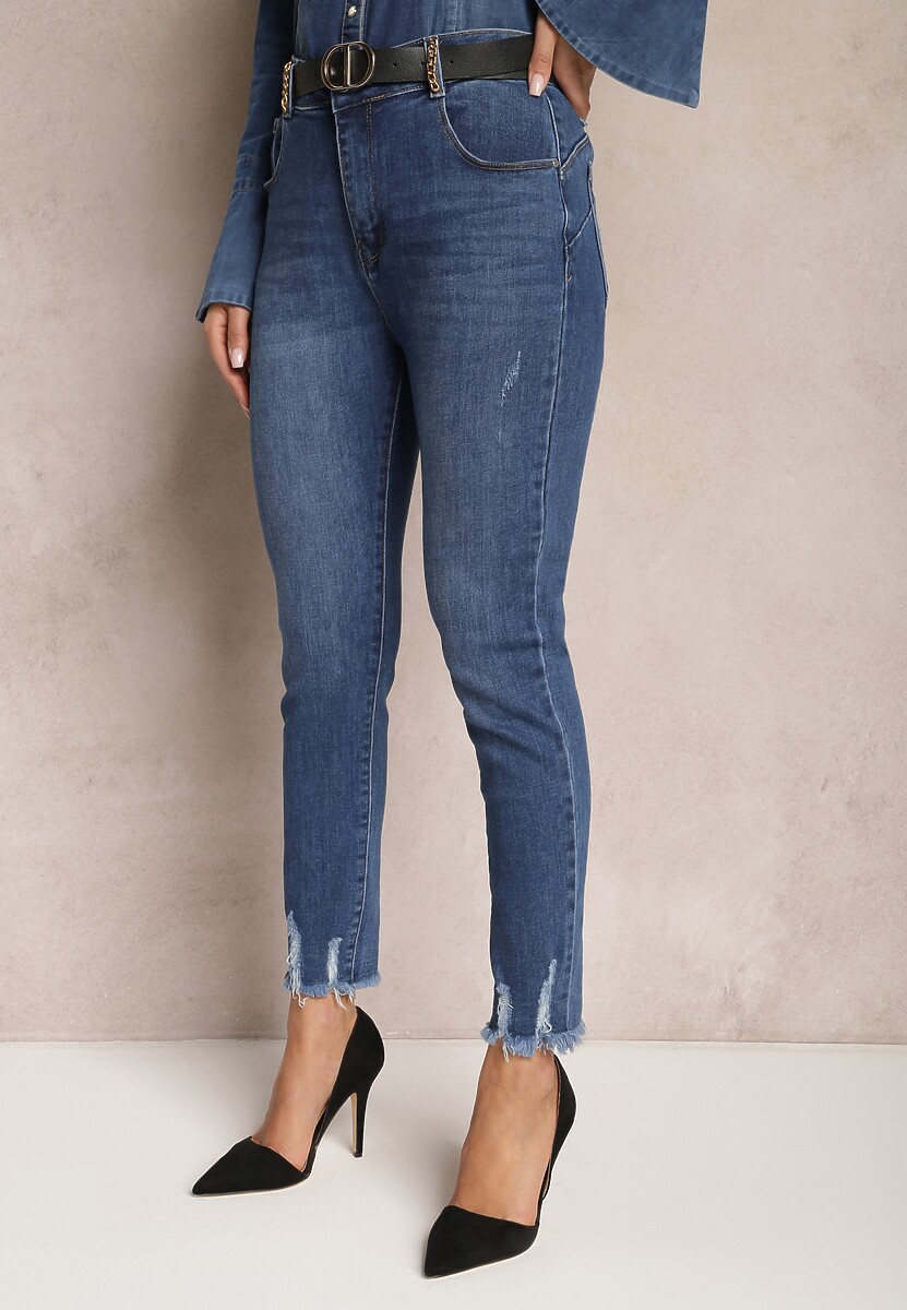 Blugi skinny bleumarin cu rupturi și lanțuri la găici Reila 1