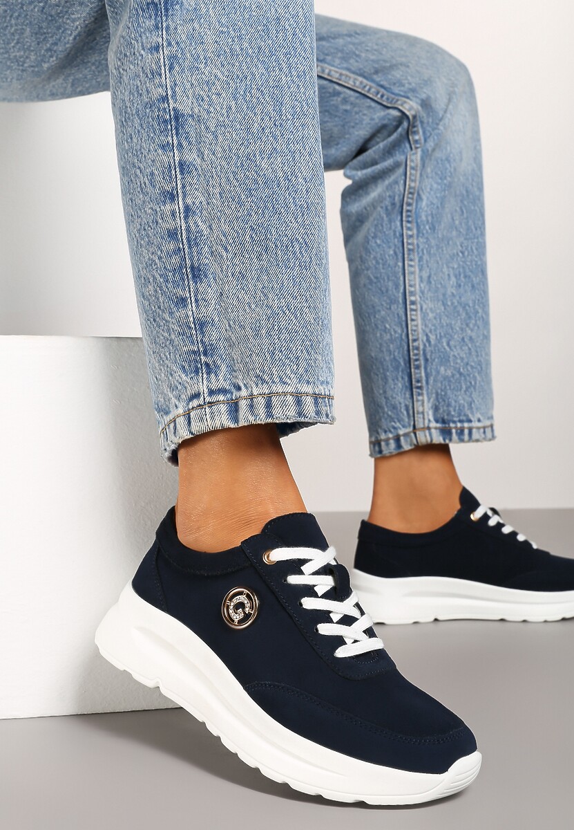 Sneakers Bleumarin cu Cataramă Metalică pe Față până la Glezne Fendiama 1