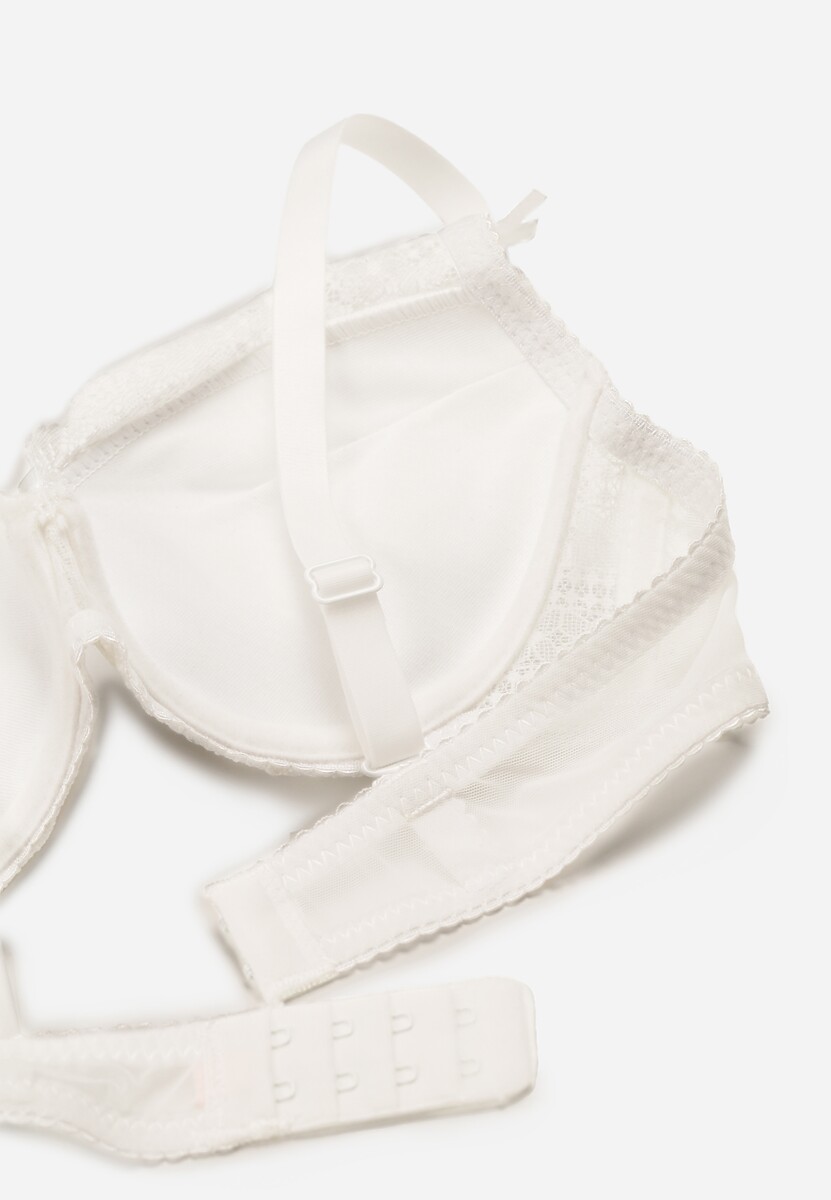 Sutien push-up bej deschis la culoare decorat cu dantelă și zirconiu Verikellia 3