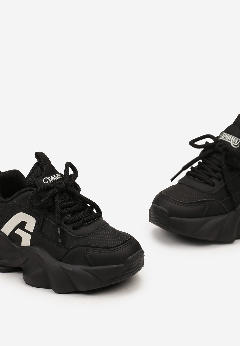 Czarne Buty Sportowe Sneakersy na Platformie z Tłoczeniem i Napisem Valanora 3