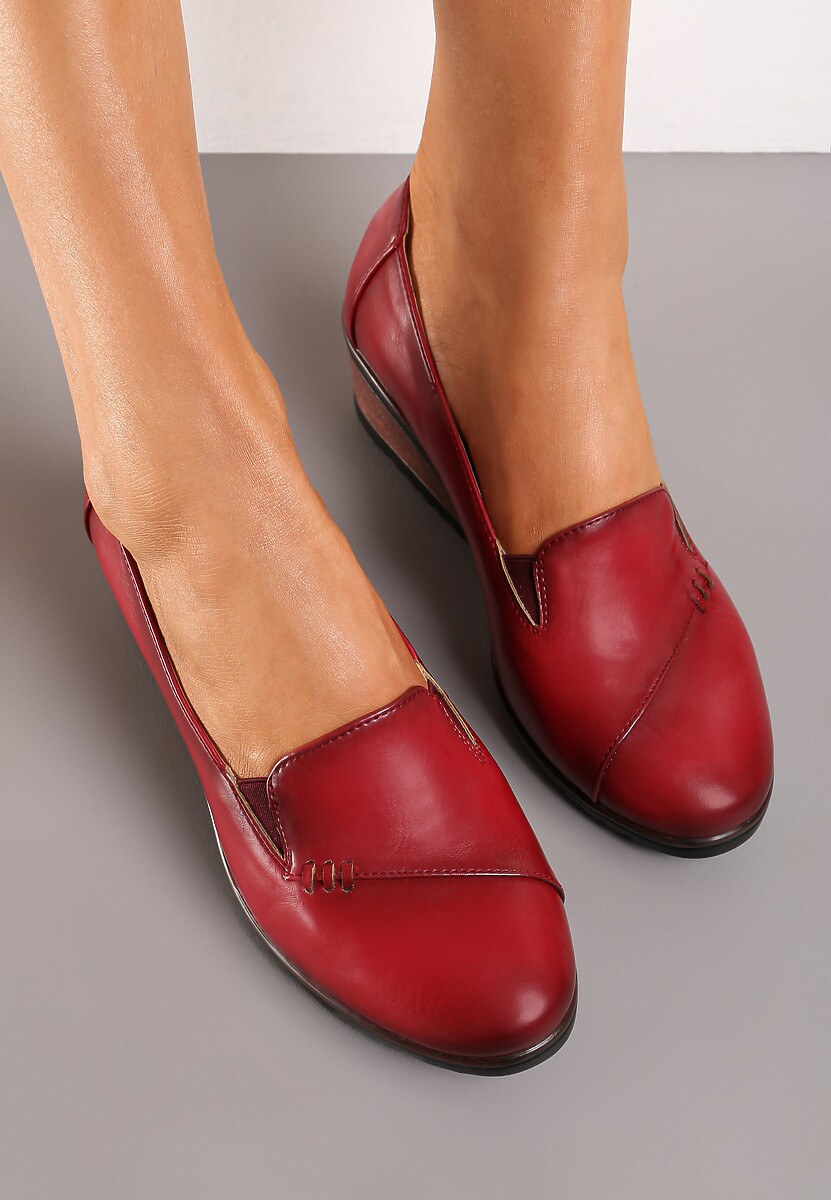 Bordowe Półbuty ze Skórzaną Wkładką na Koturnie z Przeszyciami i Elastyczną Wstawką Mifia 3