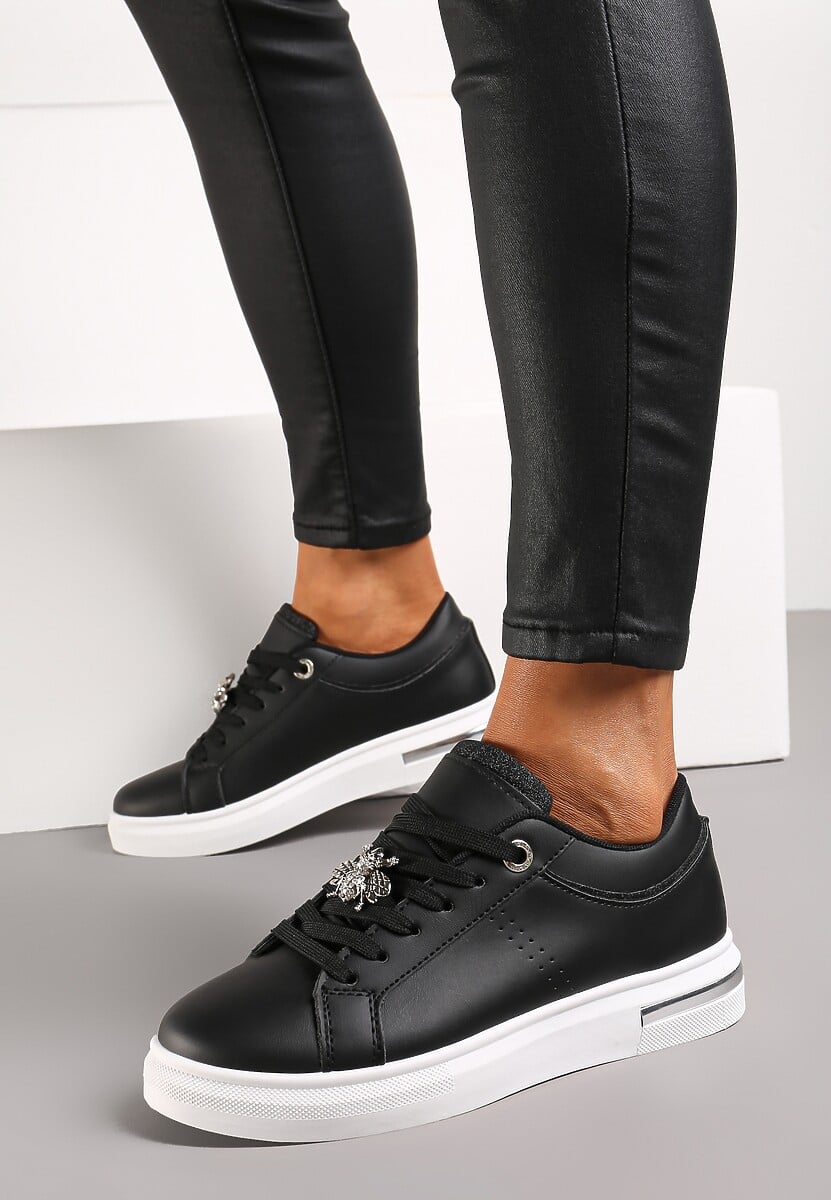 Sneakers Negri pe Talpă Joasă din Imitatie de Piele cu Broșă Unattia 2