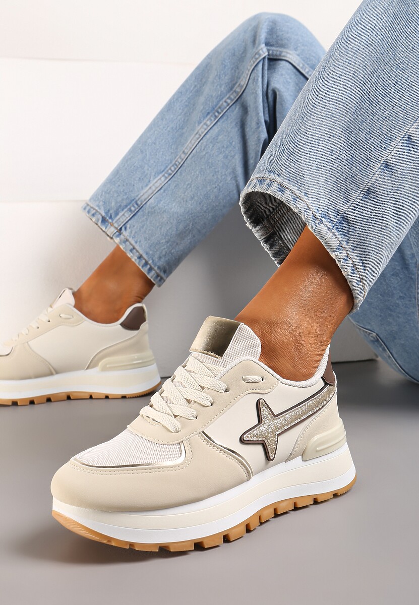 Sneakerși bej cu platformă joasă și inserții decorative pe partea superioară Suno 2