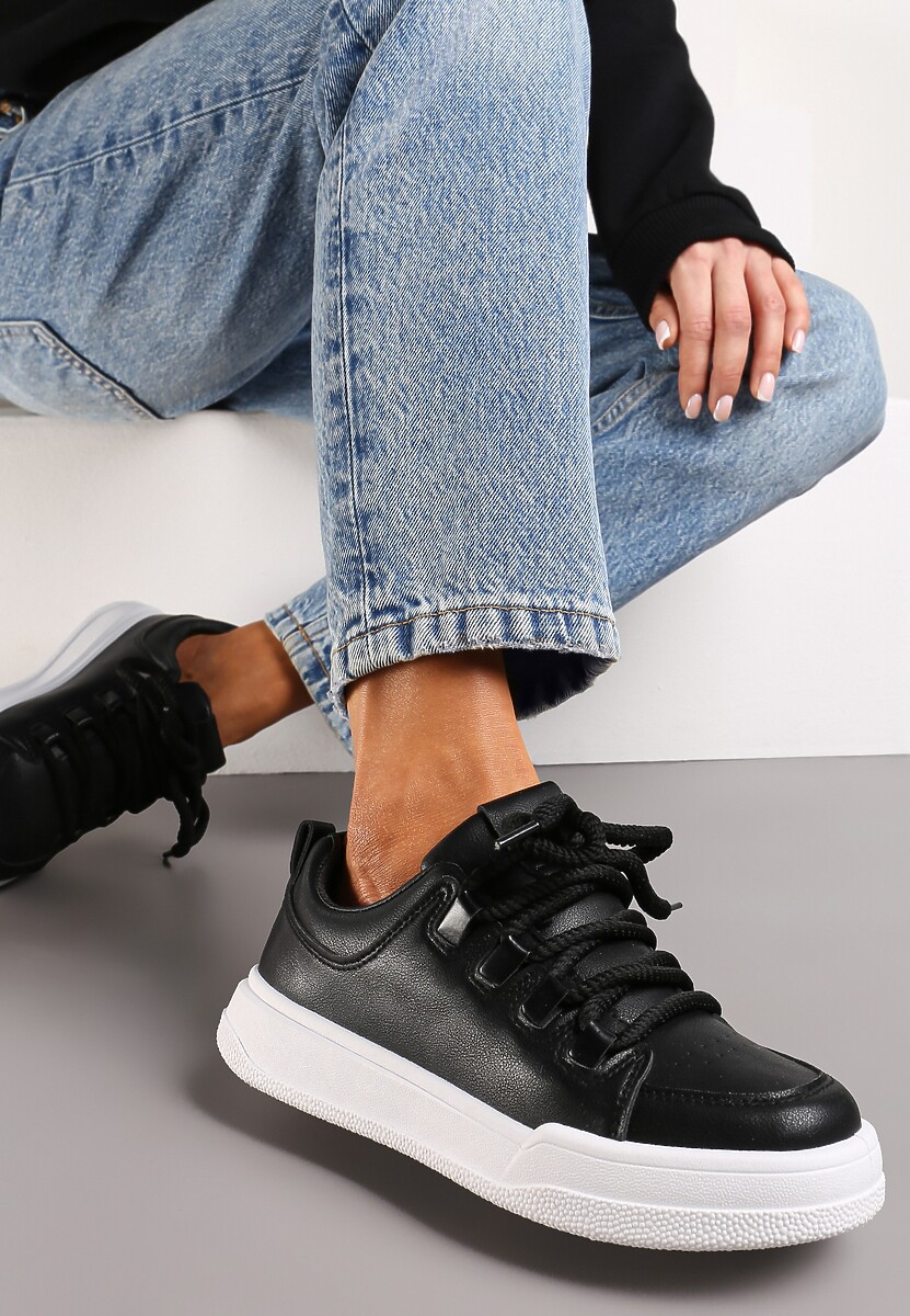 Sneakers Negri cu Șireturi Decorative și Perforatii pe Vârf Equita 1