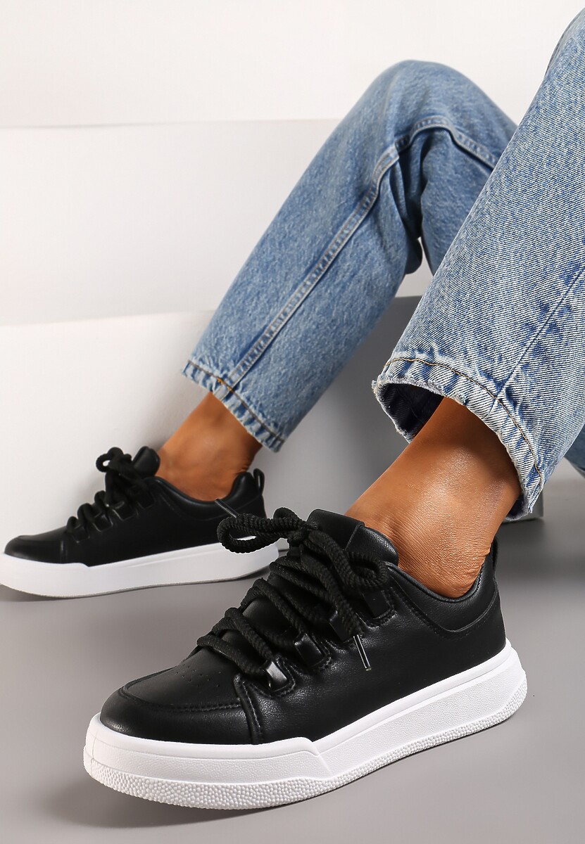 Sneakers Negri cu Șireturi Decorative și Perforatii pe Vârf Equita 2