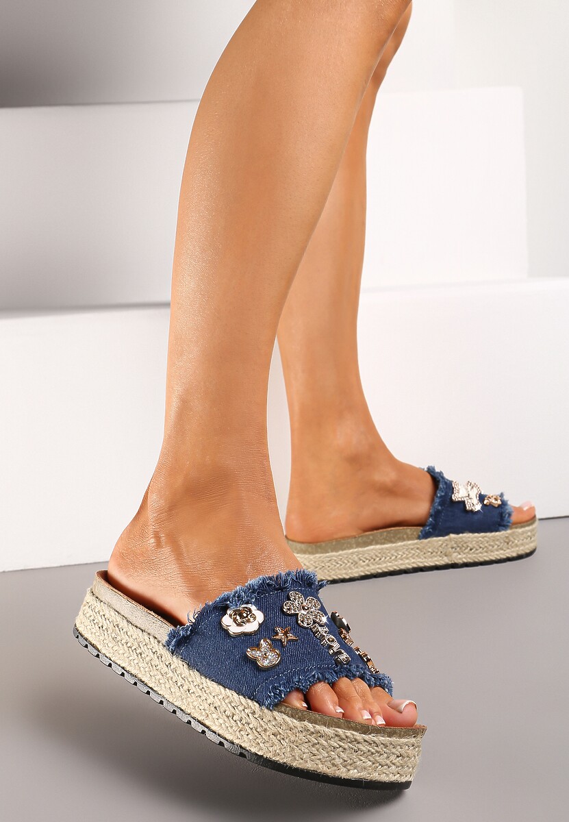 Papuci Bleumarin pe Platformă Împletită cu Aplicații Colorate Dakenla 1