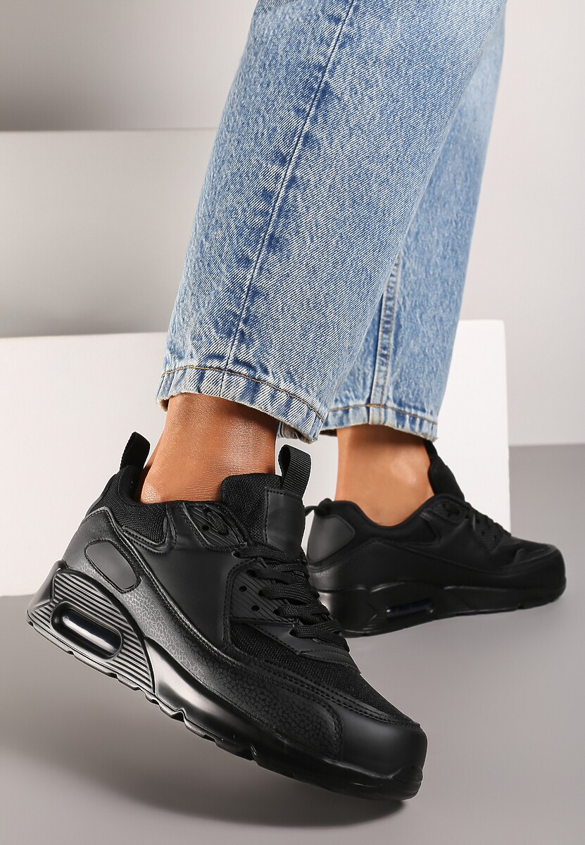 Sneakerși negri din piele ecologică cu șireturi și talpă tip Air turnată 2