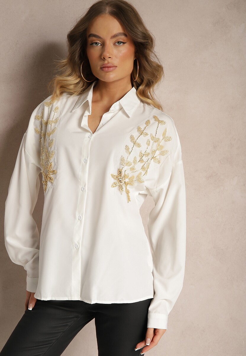 Biała Casualowa Koszula Ozdobiona z Przodu Aplikacją Nestalisa 1