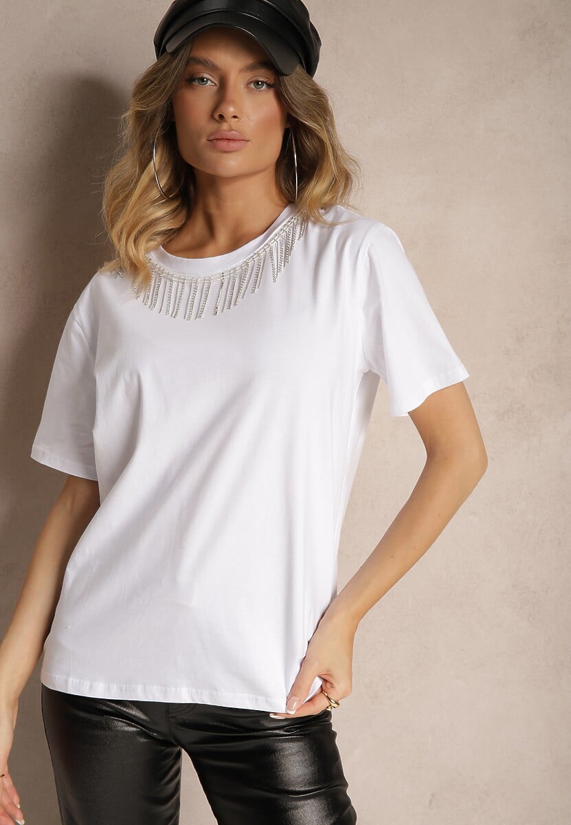 Biały T-shirt z Bawełny z Krótkim Rękawem i Ozdobnymi Cyrkoniami przy Dekolcie Vilefia 1