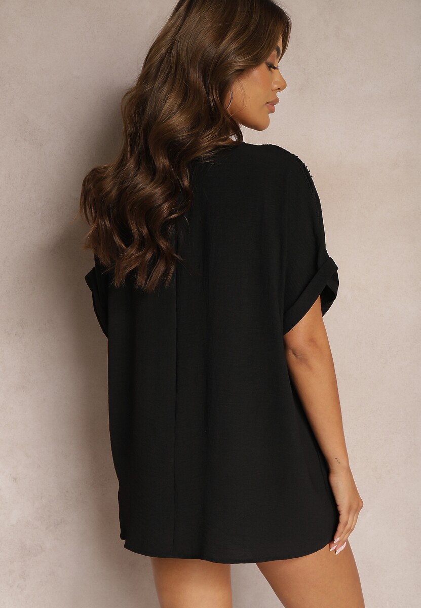 Czarna Bluzka z Wiskozą Ozdobiona Ażurowymi Wstawkami Ozdobiona Guzikami Vimalenna 3