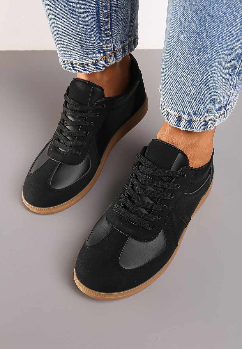 Czarne Sneakersy na Płaskiej Podeszwie Ozdobione Paskami Mivoria 3
