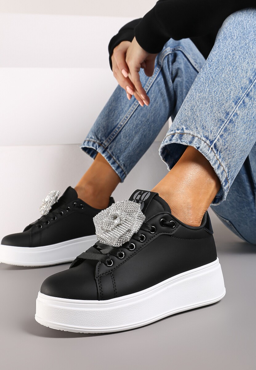 Czarno-Srebrne Sneakersy na Platformie z Aplikacją Kwiatu 3D z Cyrkoniami Navilda 2