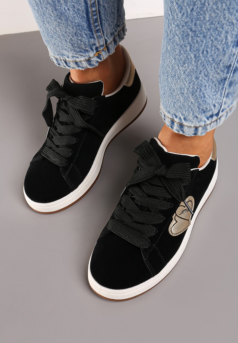 Czarne Sneakersy z Naszywką w Kształcie Serc Usitala 3