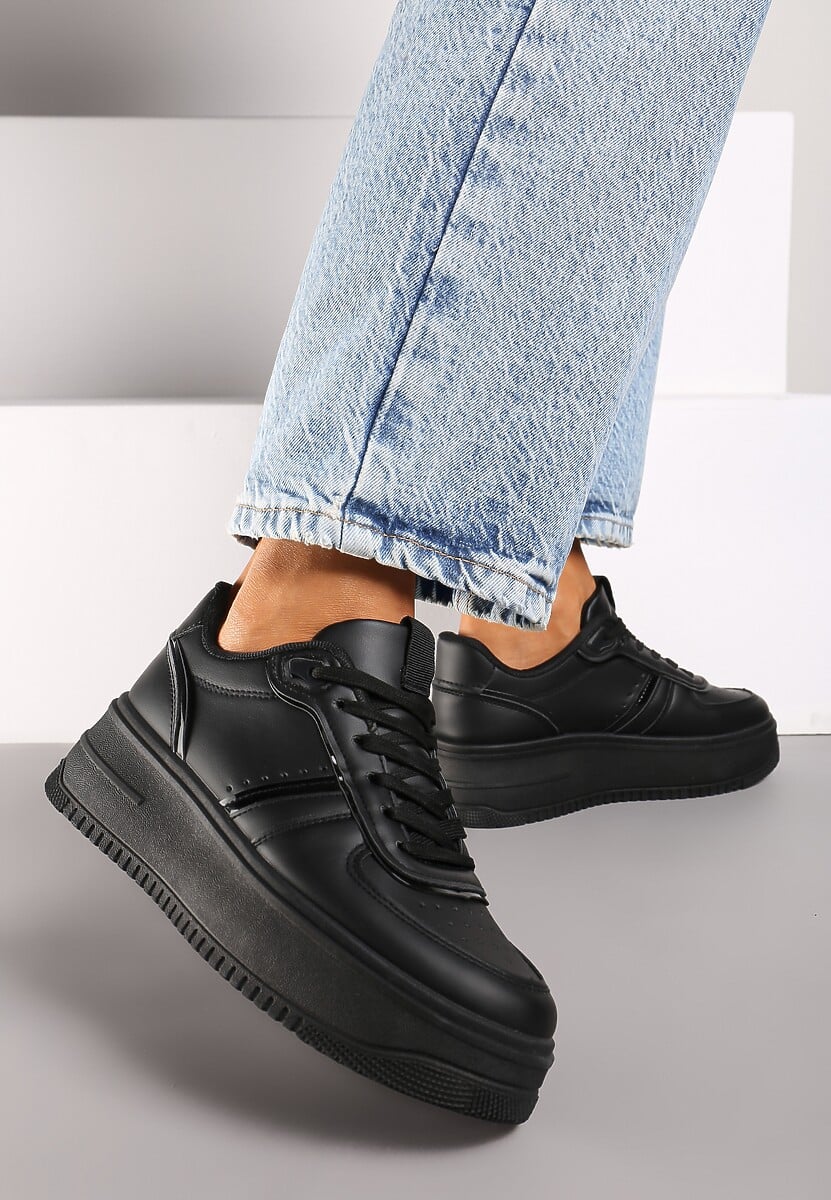Czarne Casualowe Sneakersy na Platformie Wykończone Perforacją Milovia 2