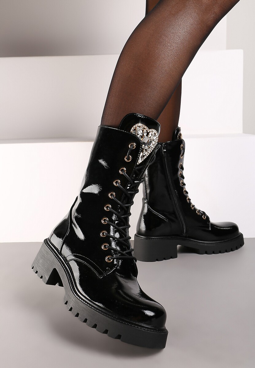 Czarne Lakierowane Botki Workery Ozdobione Serduszkiem z Kryształkami Merilithe 2