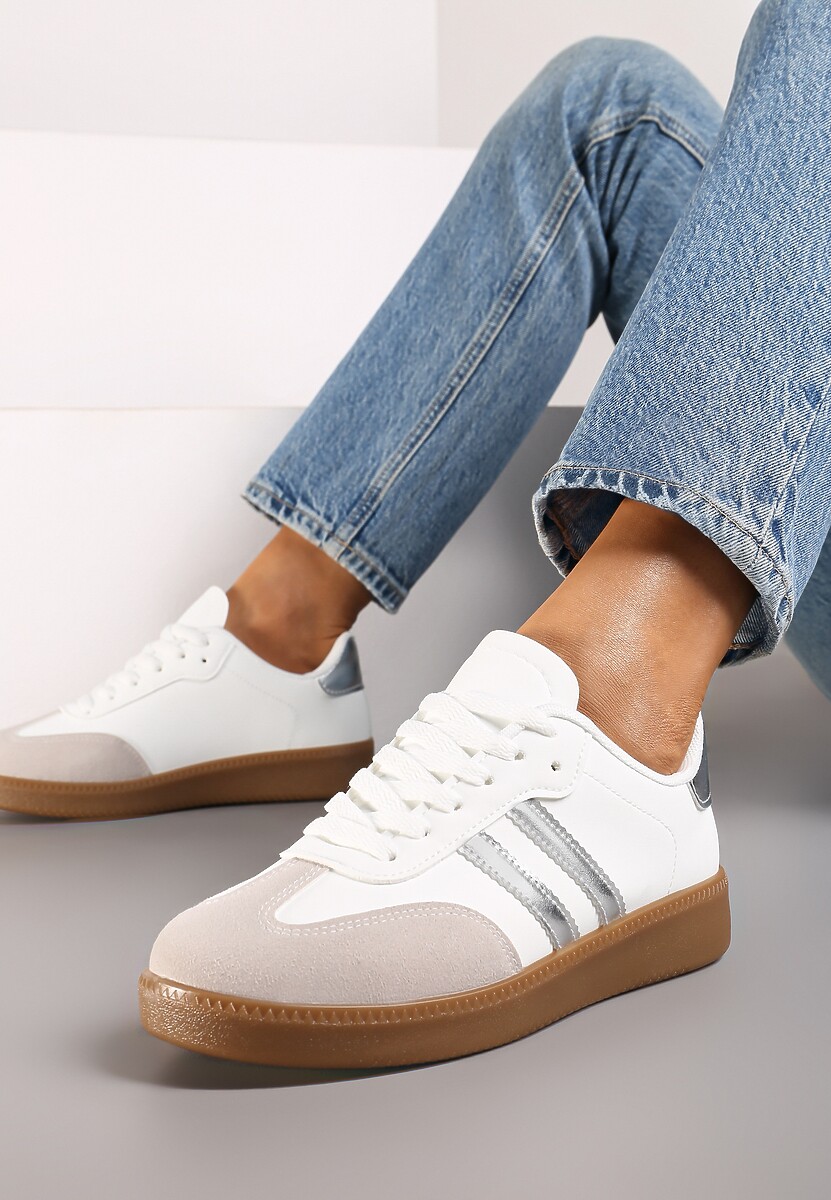 Srebrne Sneakersy na Płaskiej Podeszwie z Geometrycznym Zdobieniem Irinis 3