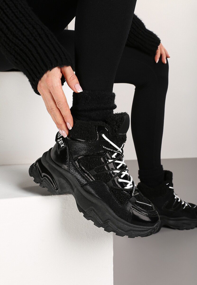 Czarne Sneakersy na Platformie Ozdobione Metaliczną Nicią i Futerkiem Volattia 2