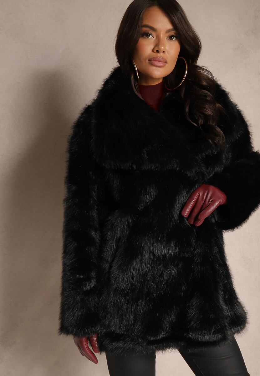 Czarna Futerkowa Kurtka z Kieszeniami i Obszernym Kołnierzem Avalentora 1