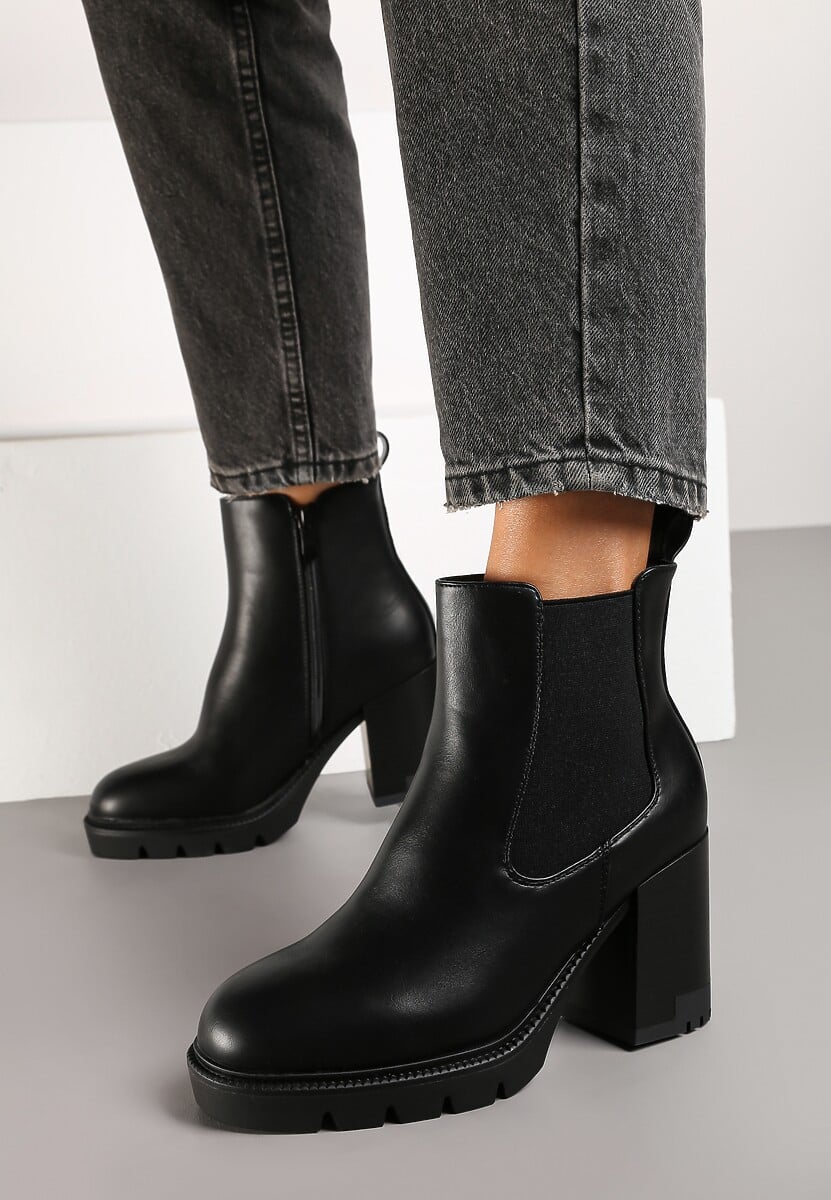 Czarne Botki Sztyblety na Słupku Ozdobione Elastyczną Wstawką Rearia 2