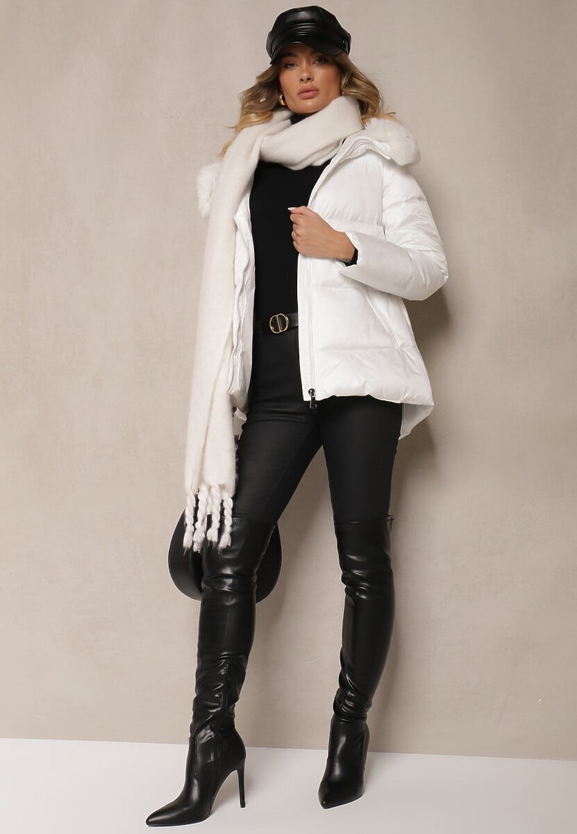 Biała Kurtka Pikowana z Kapturem Ozdobiona Futerkiem i Dłuższym Tyłem Rinloris 3