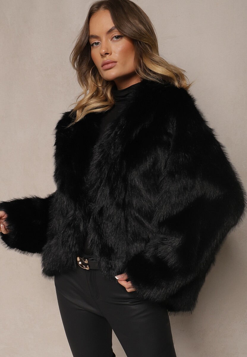 Czarna Kurtka Futerko w Eleganckim Stylu Vortilae 1